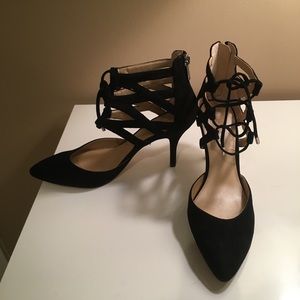 Audrey Brooke Black Heels